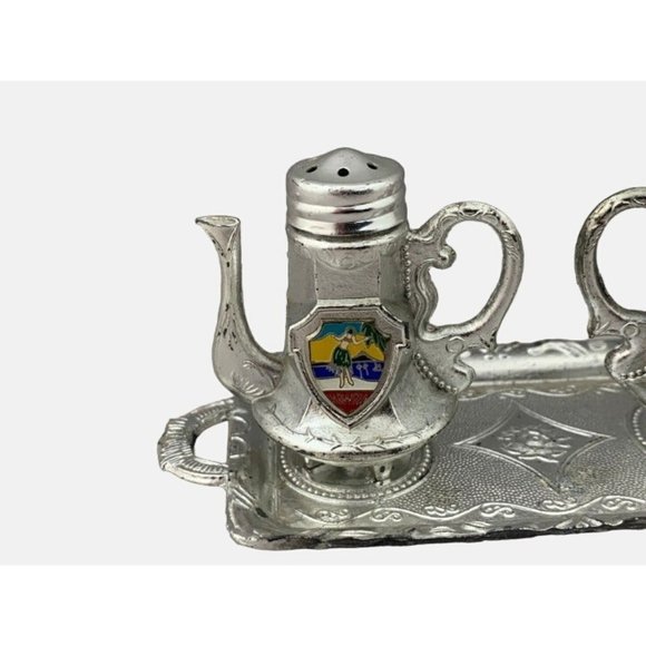 Hawaii Salt and Paper Shakers with Tray Metal Made in Japan Hula Dancers 2" Tall - Picture 3 of 9